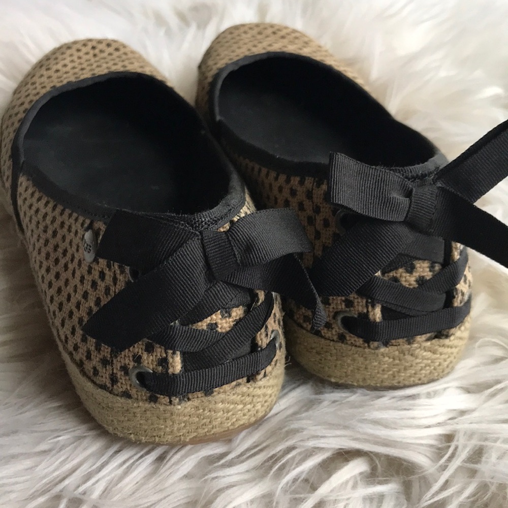 UGG Corset Ribbon Flats Size 7